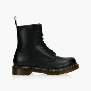1460 Dr.Martens Combat Boots Ladies Size 9/Mens Size 8